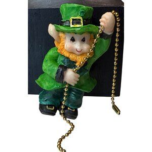 Holiday Resin Lucky Leprechaun Ceiling Fan Lamp Pull Gold Chain 3.25' H.